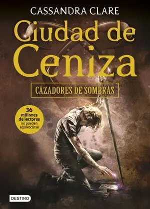 CAZADORES DE SOMBRAS 2: CIUDAD DE CENIZA