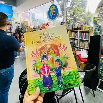Lanzamiento de libro The Gift of a Traditional Guatemalan Christmas 7 diciembre 2024 Lanzamiento de libro The Gift of a Traditional Guatemalan Christmas 7 diciembre 2024